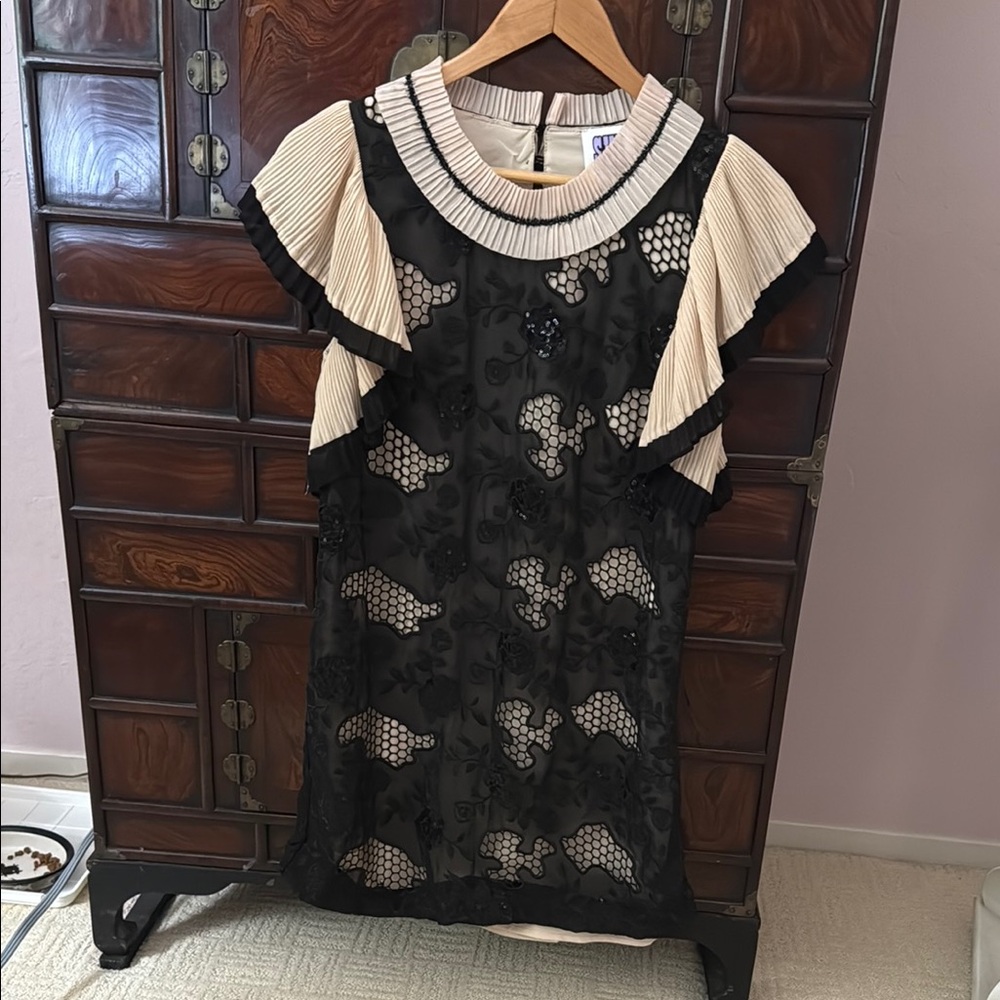 Black and Cream ANNA SUI Short Sleeve MINIDress